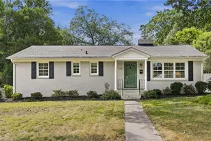 136 Lawndale Dr, Winston-Salem, NC 27104 - Photo 1