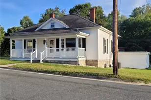 641 Sunset Dr, Mount Airy, NC 27030 - Photo 1