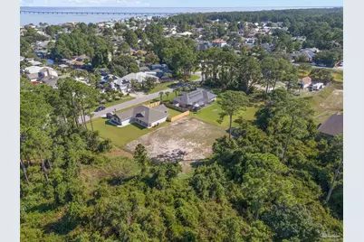 000 Rutgers Rd, Gulf Breeze, FL 32563 - Photo 3