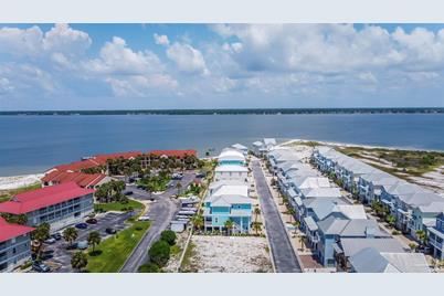 1498 Seaside Cir, Navarre Beach, FL 32566 - Photo 7