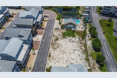 1498 Seaside Cir, Navarre Beach, FL 32566 - Photo 5