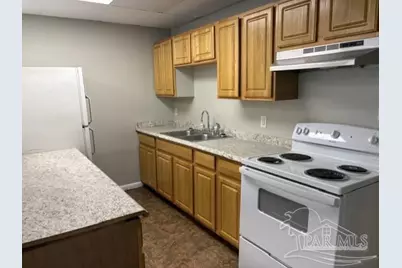 2709 N Davis Hwy, Pensacola, FL 32503 - Photo 9