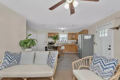 304 N E St, Pensacola, FL 32501 - Photo 1