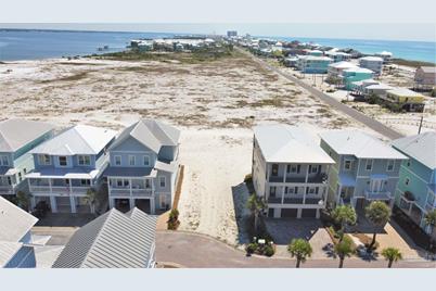 1416 Seaside Cir, Navarre Beach, FL 32566 - Photo 5