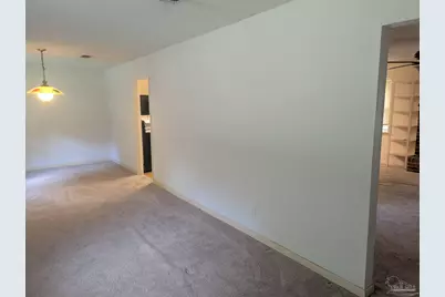 8271 Mobile Hwy, Pensacola, FL 32526 - Photo 23