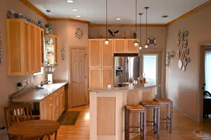 1783 Thresher Dr, Navarre, FL 32566 - Photo 11