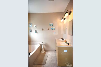 1783 Thresher Dr, Navarre, FL 32566 - Photo 17