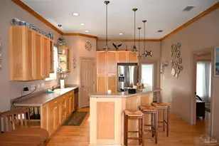 1783 Thresher Dr, Navarre, FL 32566 - Photo 3