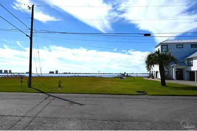 1783 Thresher Dr, Navarre, FL 32566 - Photo 31