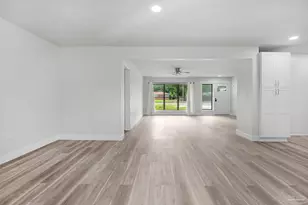 3760 Bayou Blvd, Pensacola, FL 32503 - Photo 9