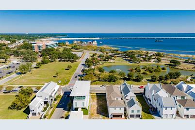 111 S 9th Ave, Pensacola, FL 32503 - Photo 9