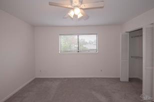 7150 Plantation Rd - Photo 13