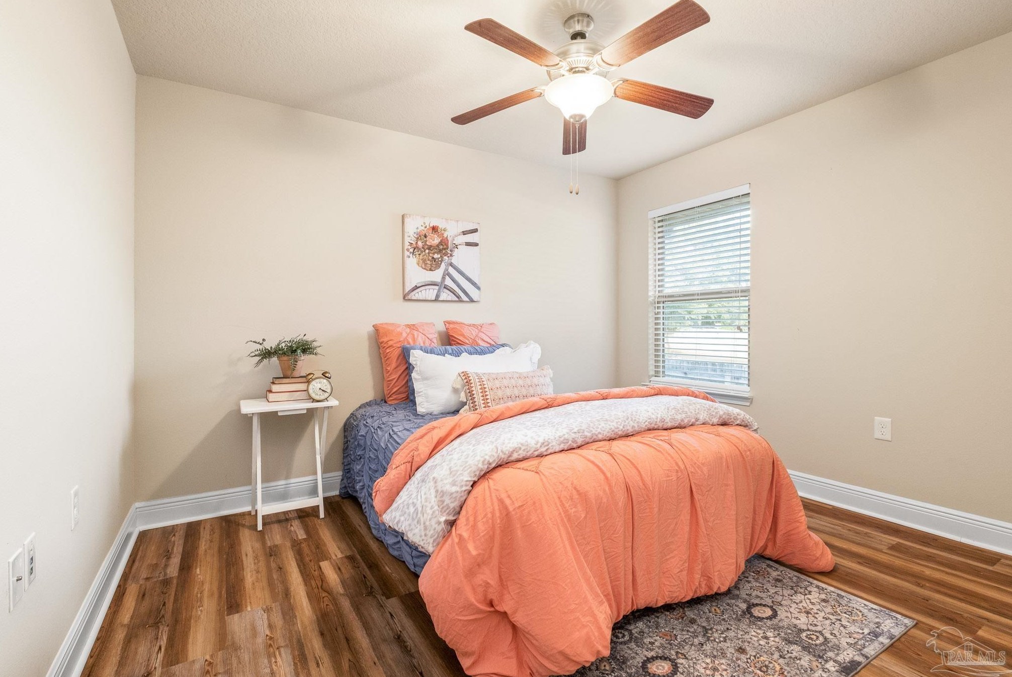 5542 Hannah St, Milton FL  32570-2922 exterior