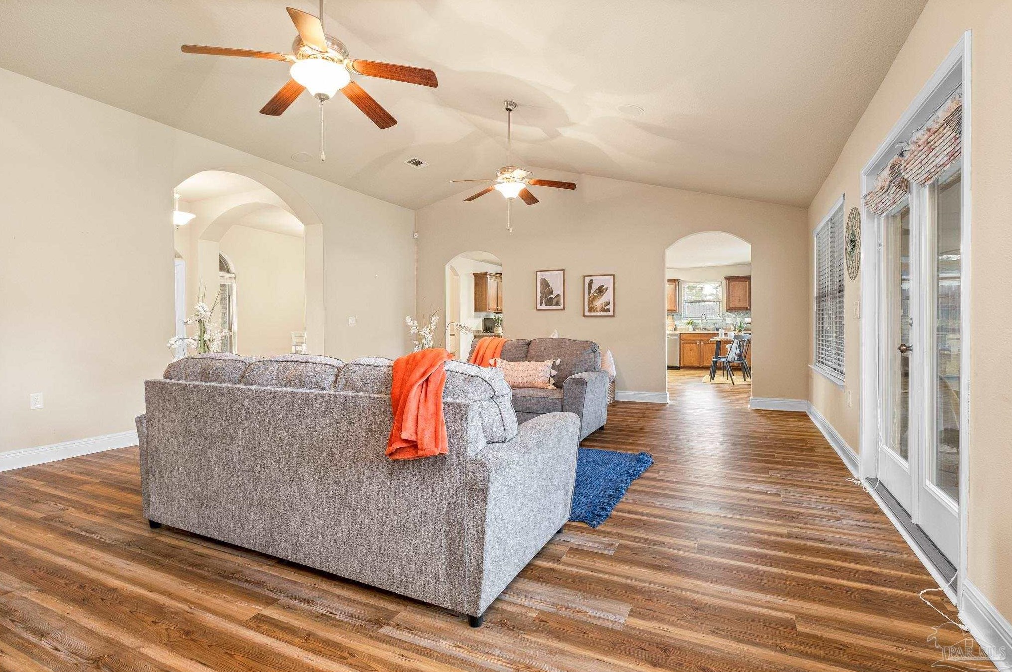 5542 Hannah St, Milton FL  32570-2922 exterior