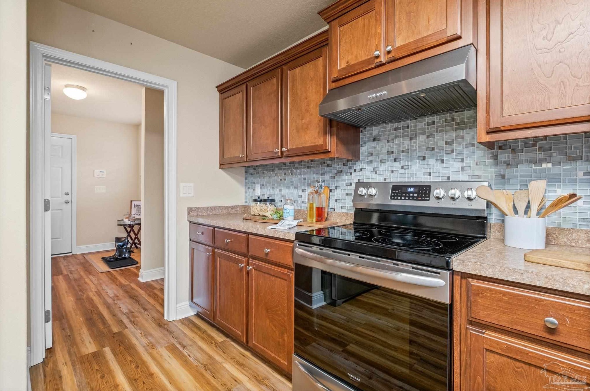 5542 Hannah St, Milton FL  32570-2922 exterior