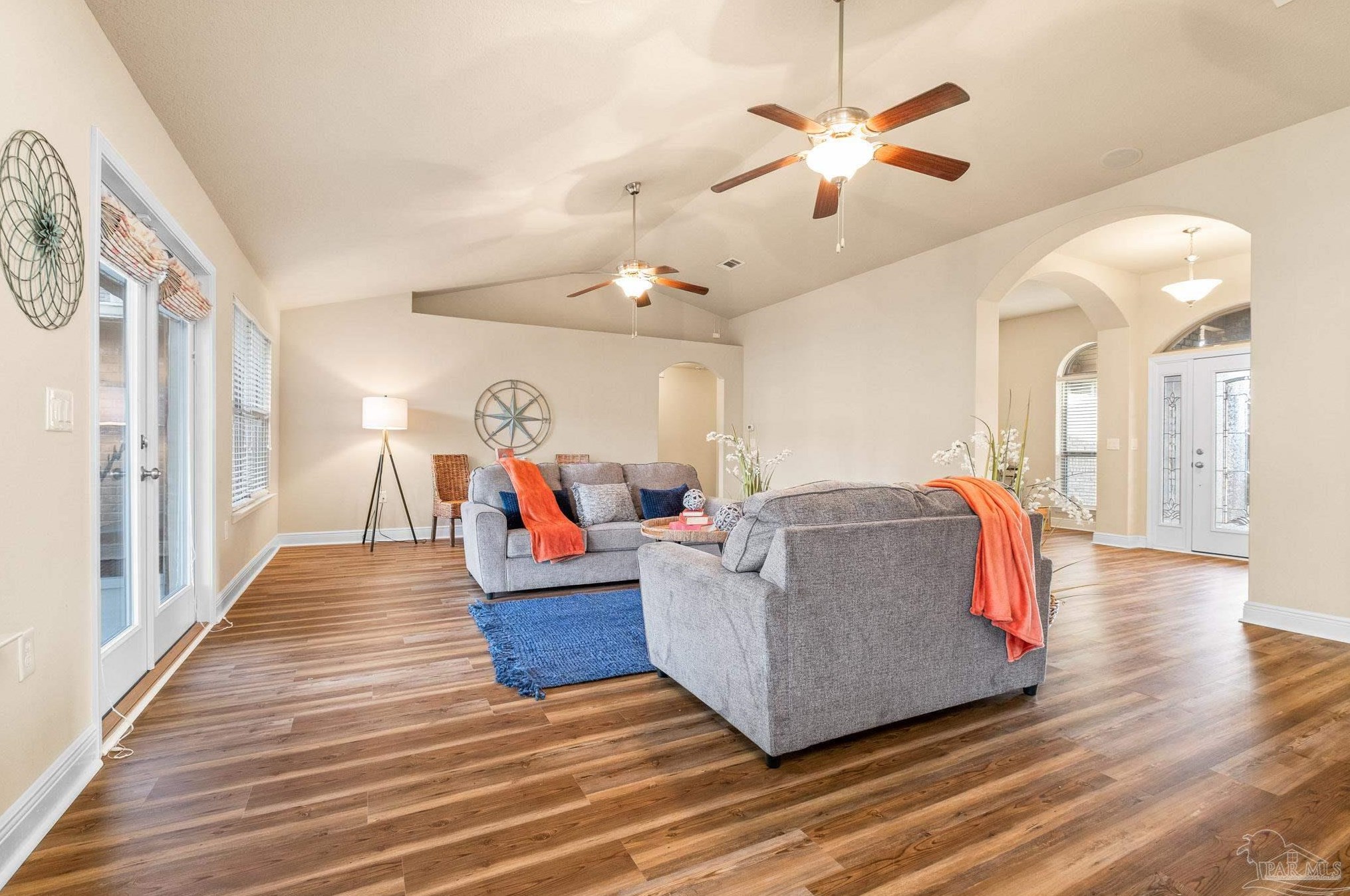 5542 Hannah St, Milton FL  32570-2922 exterior