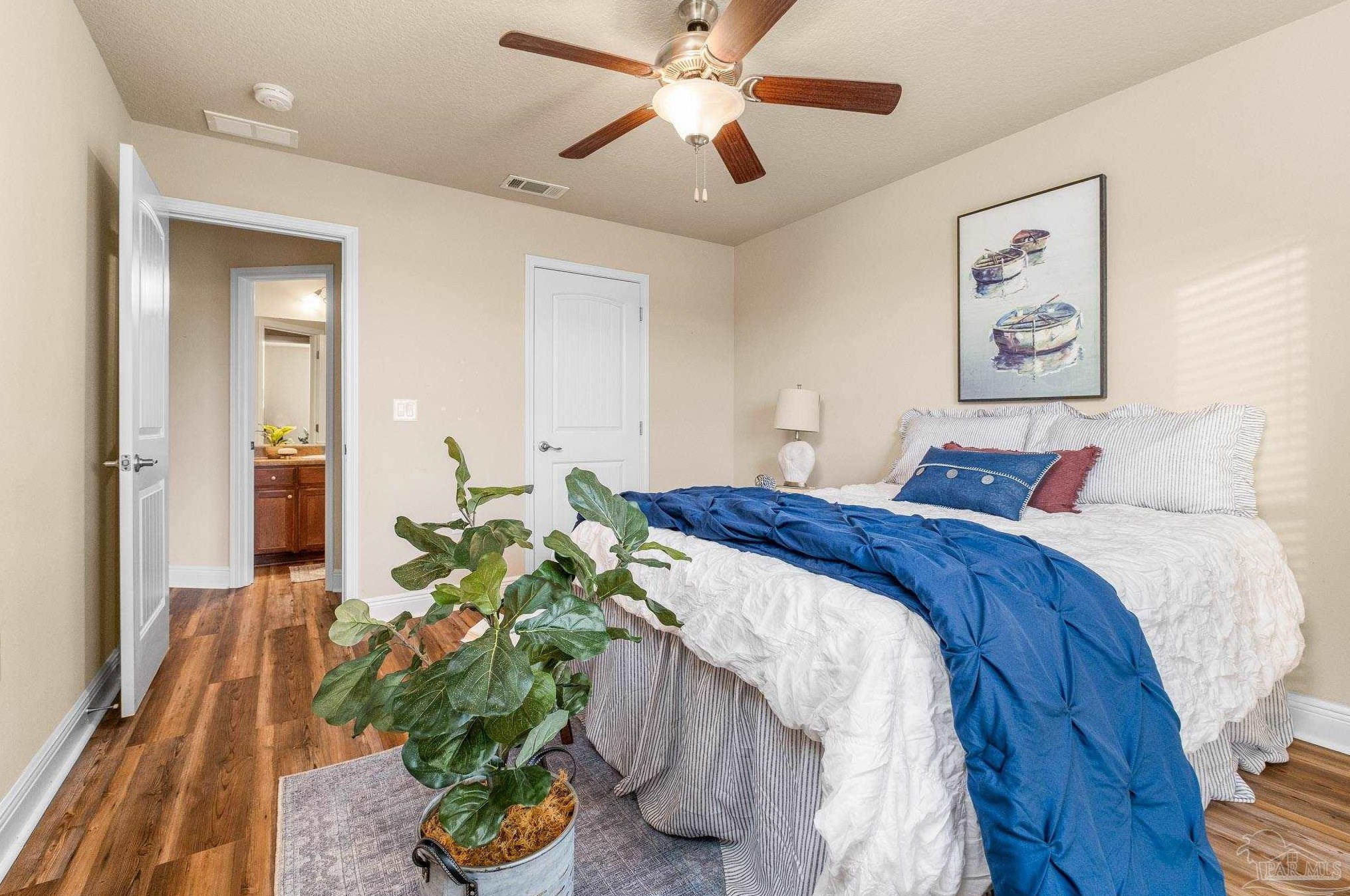 5542 Hannah St, Milton FL  32570-2922 exterior