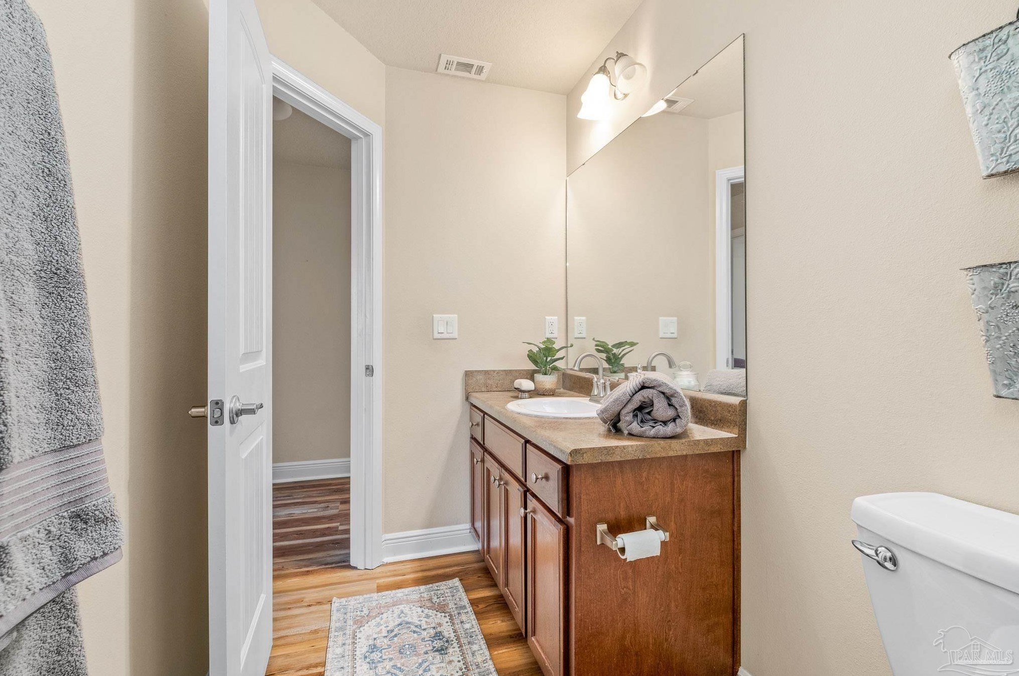 5542 Hannah St, Milton FL  32570-2922 exterior