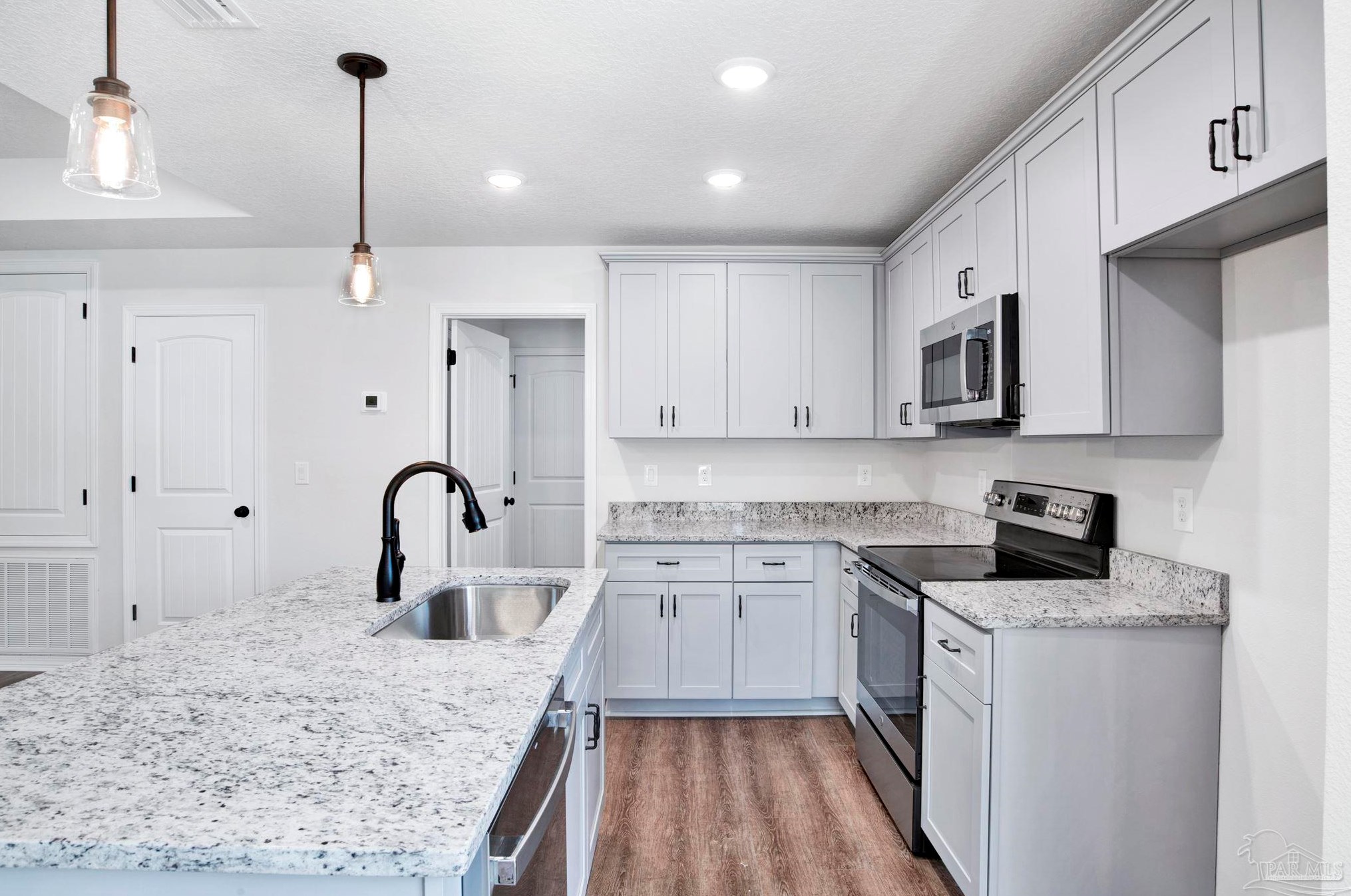 6969 Slash Pine Rd, Pensacola FL  32526-9394 exterior