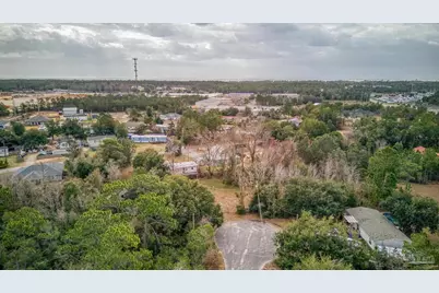 5609 Monument Ct, Gulf Breeze, FL 32563 - Photo 9