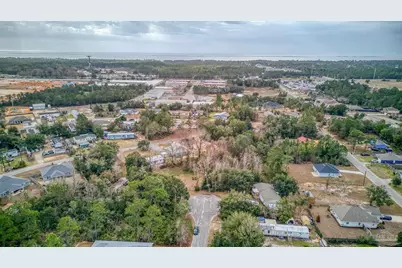 5609 Monument Ct, Gulf Breeze, FL 32563 - Photo 17