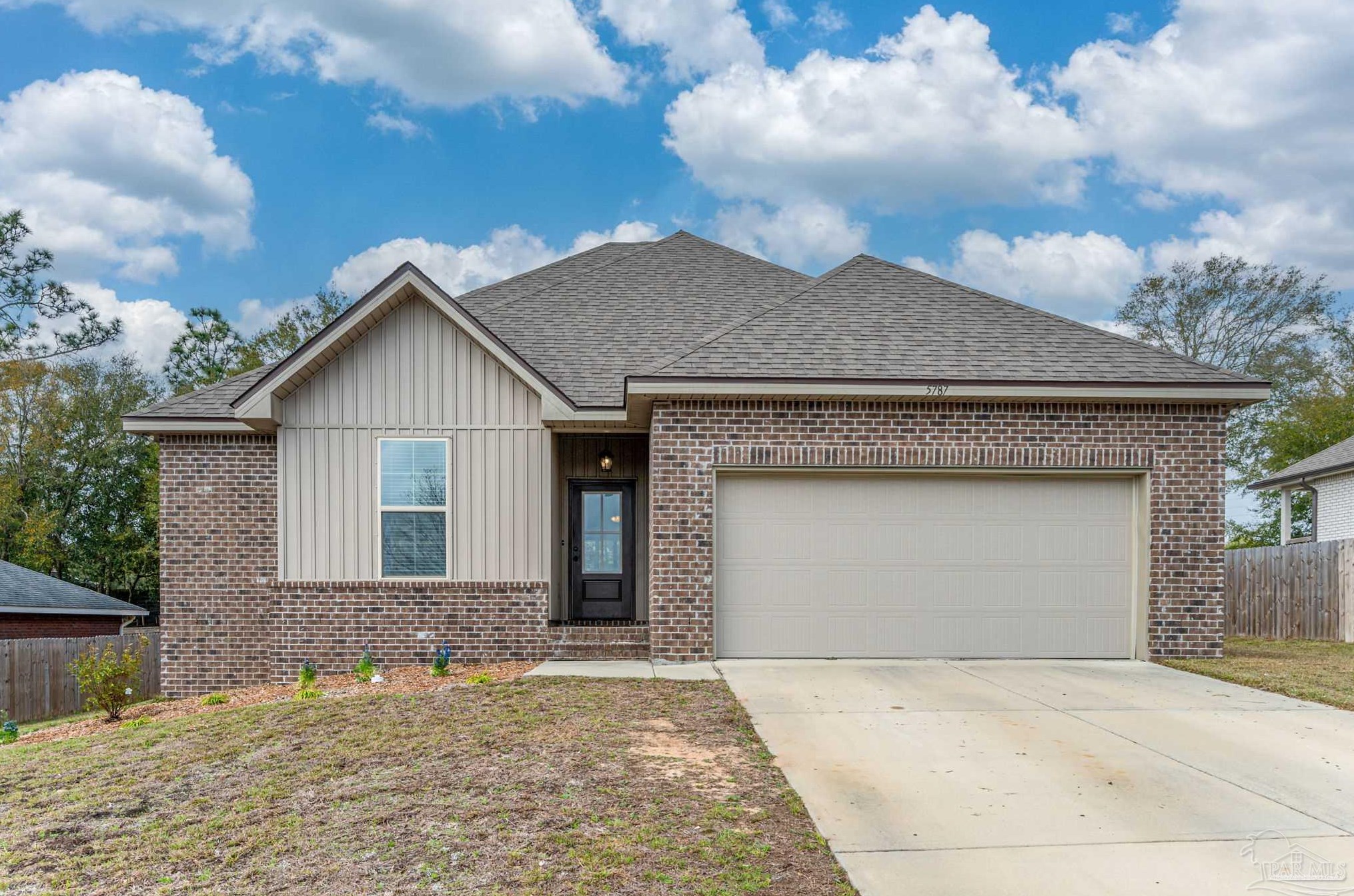 5787 Maggie Rose Cir, Milton FL  32570-2927 exterior
