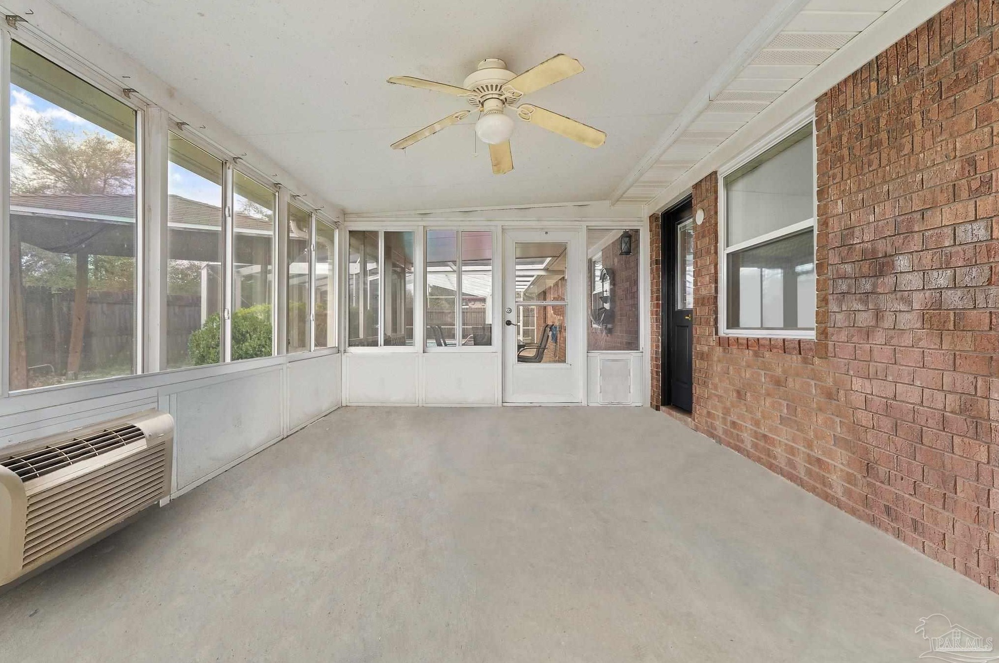 5835 Vestavia Ln, Pensacola FL  32526-1762 exterior