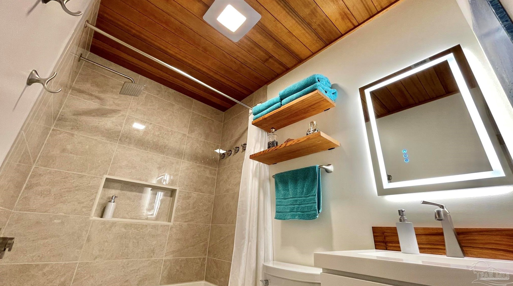 508 Bobwhite Dr, Pensacola FL  32514-1401 exterior