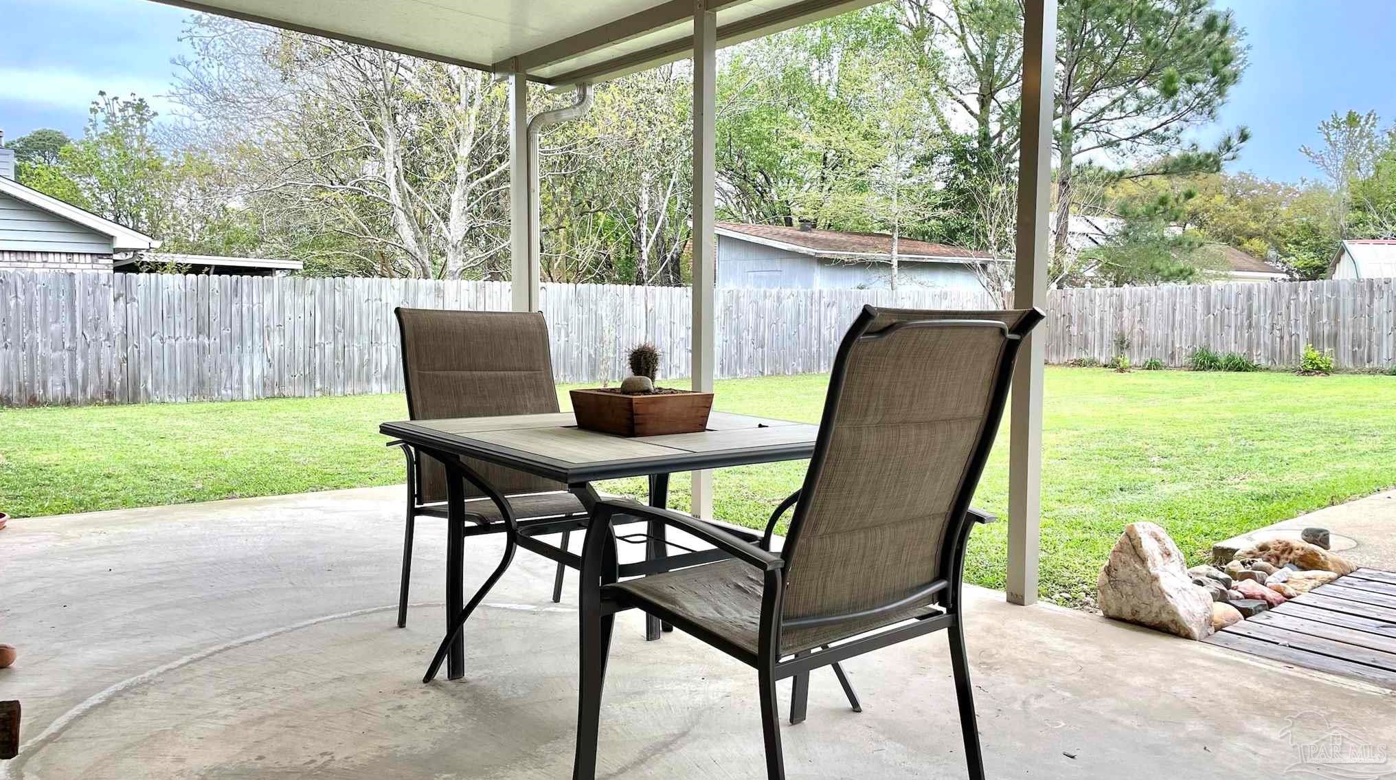 508 Bobwhite Dr, Pensacola FL  32514-1401 exterior