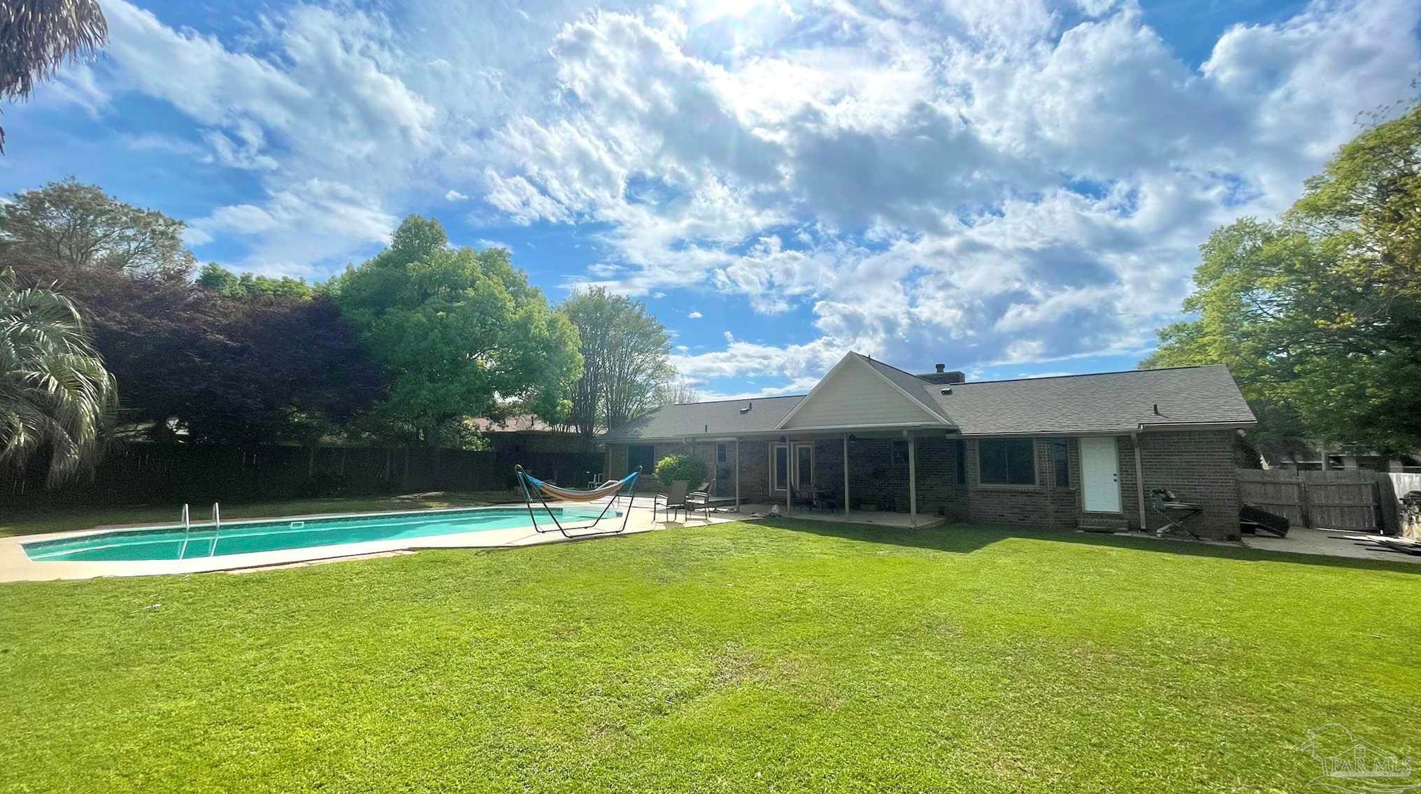 508 Bobwhite Dr, Pensacola FL  32514-1401 exterior