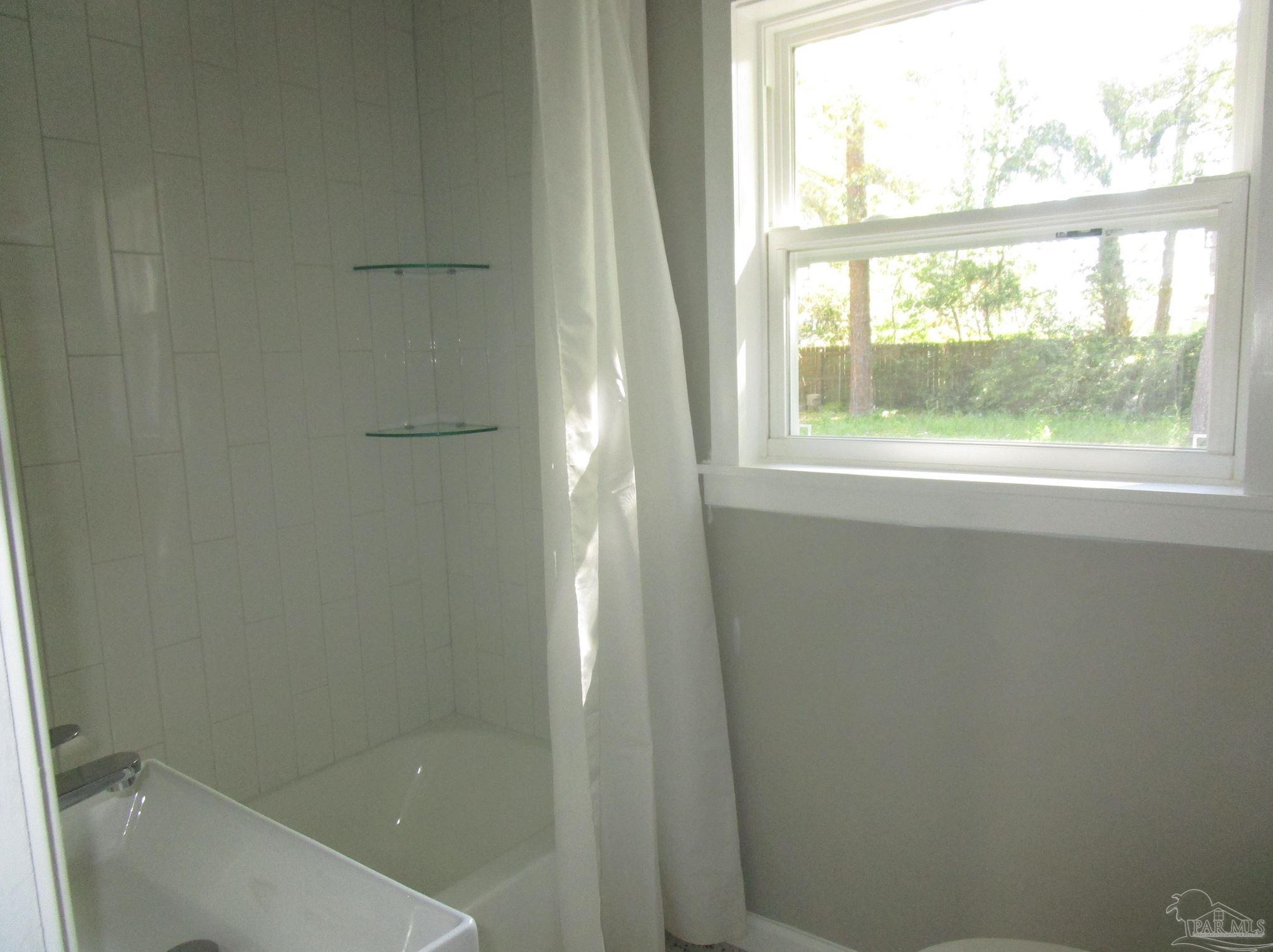 195 Highland Dr, Pensacola FL  32503-3073 exterior