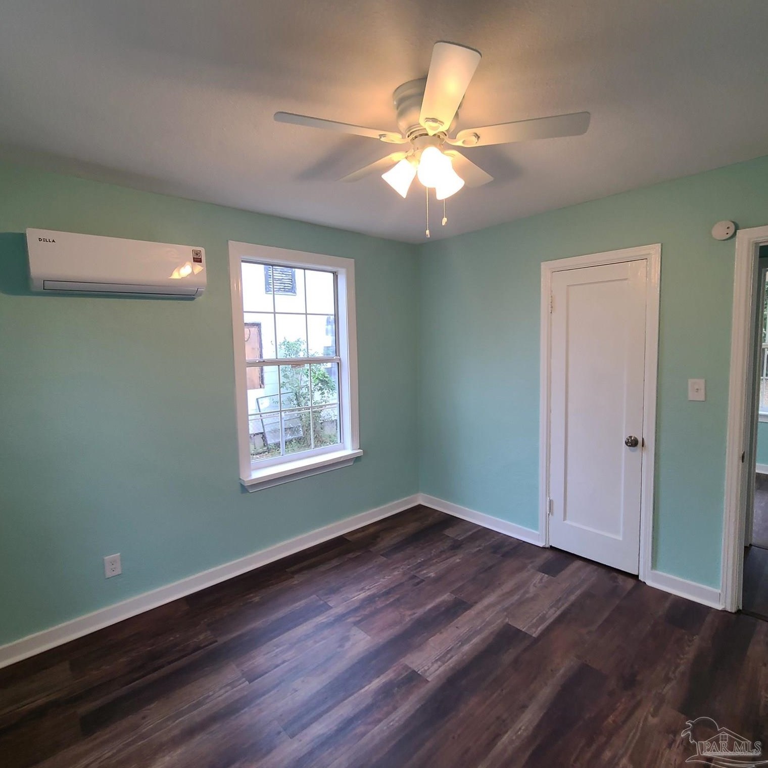 11 Carver Dr, Pensacola FL  32507-2063 exterior