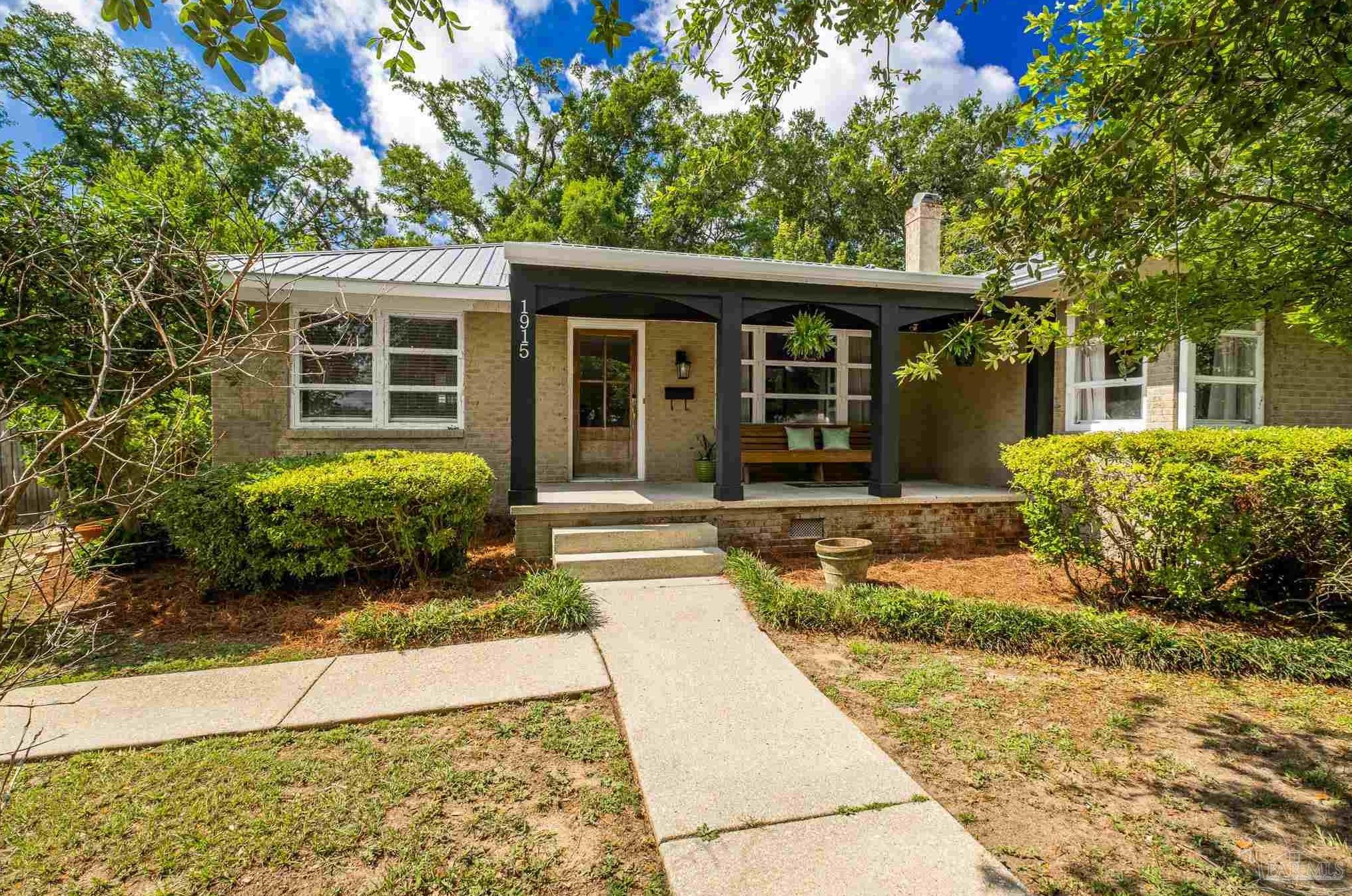 1915 Leonard St, Pensacola FL  32503-4867 exterior