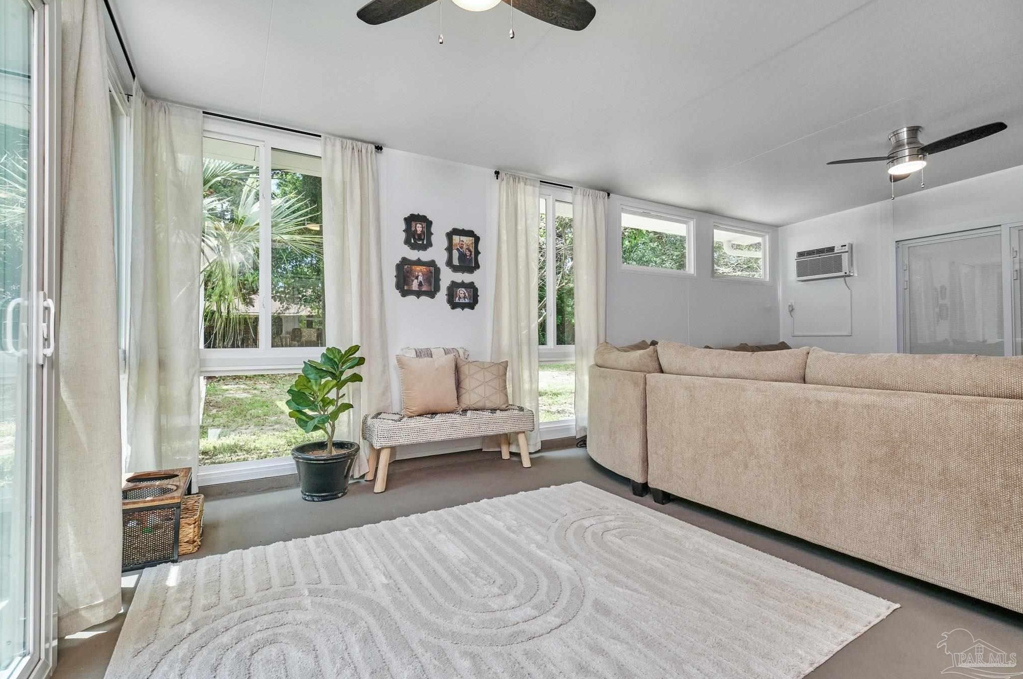 1915 Leonard St, Pensacola FL  32503-4867 exterior