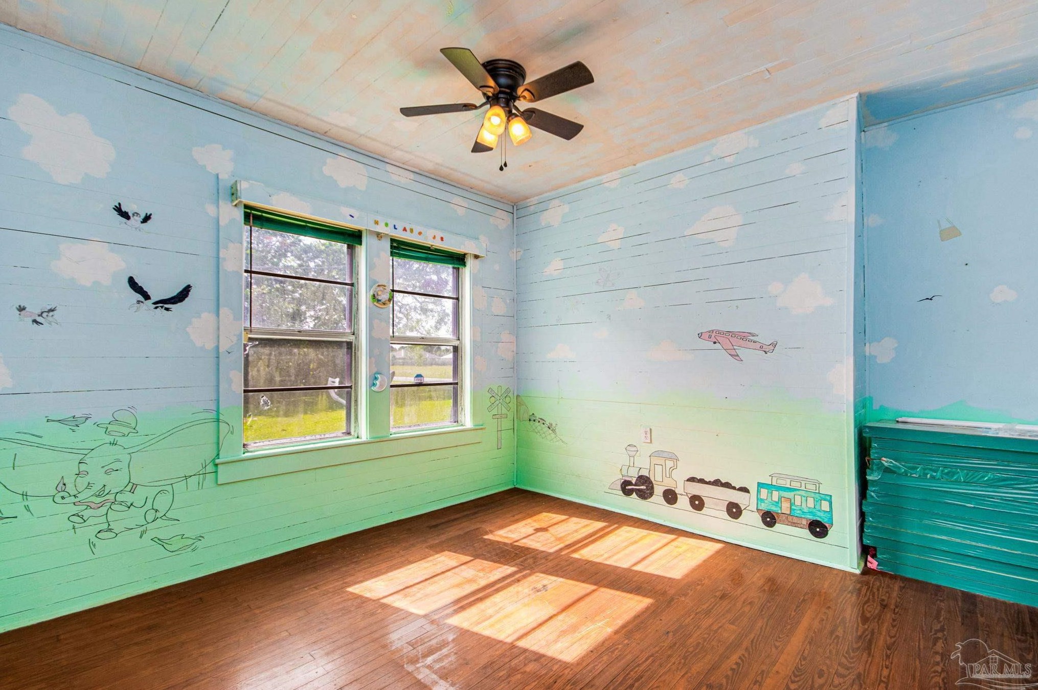 5001 Bellview Ave, Pensacola FL 32526-9437 exterior