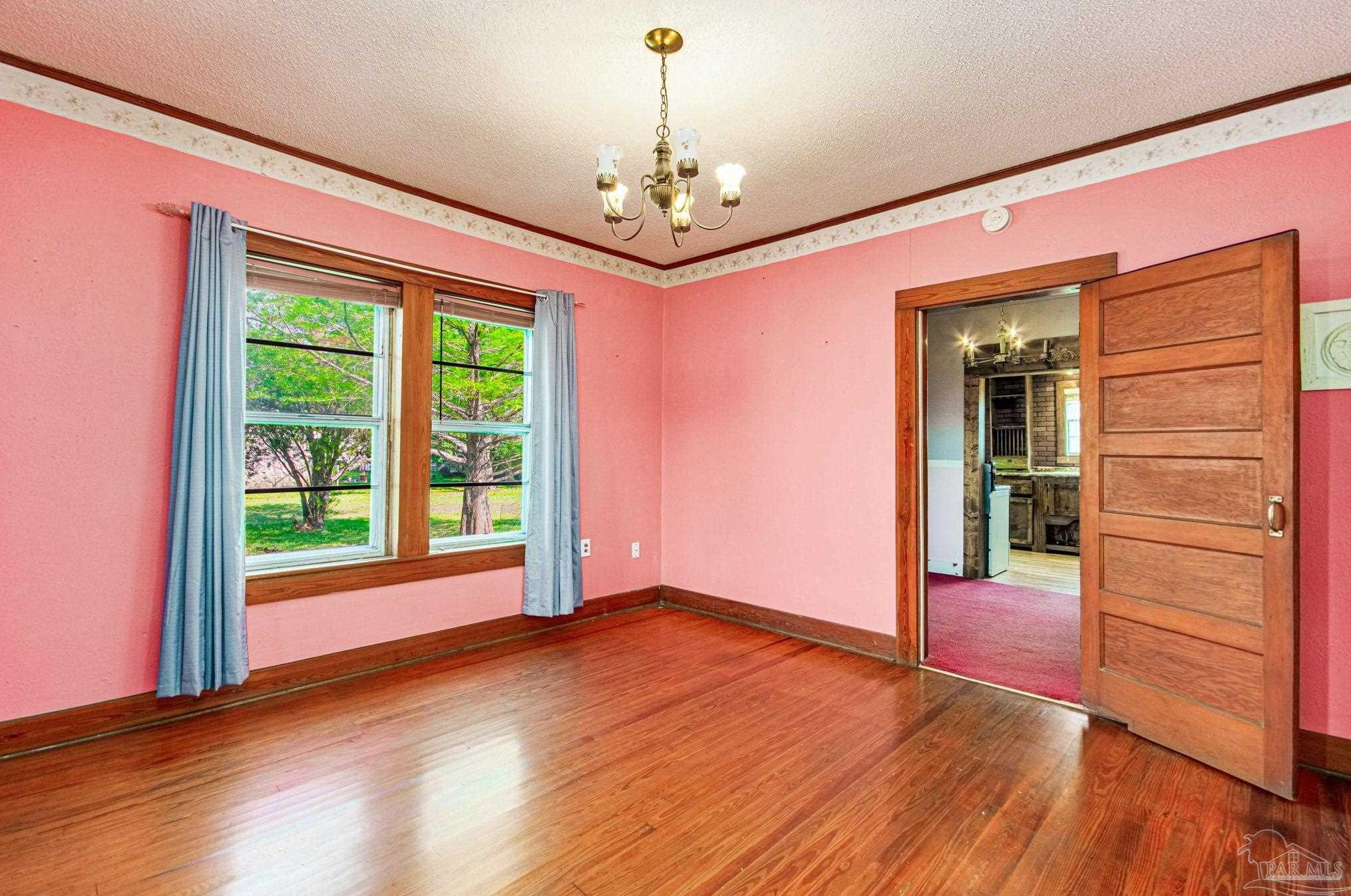 5001 Bellview Ave, Pensacola FL 32526-9437 exterior