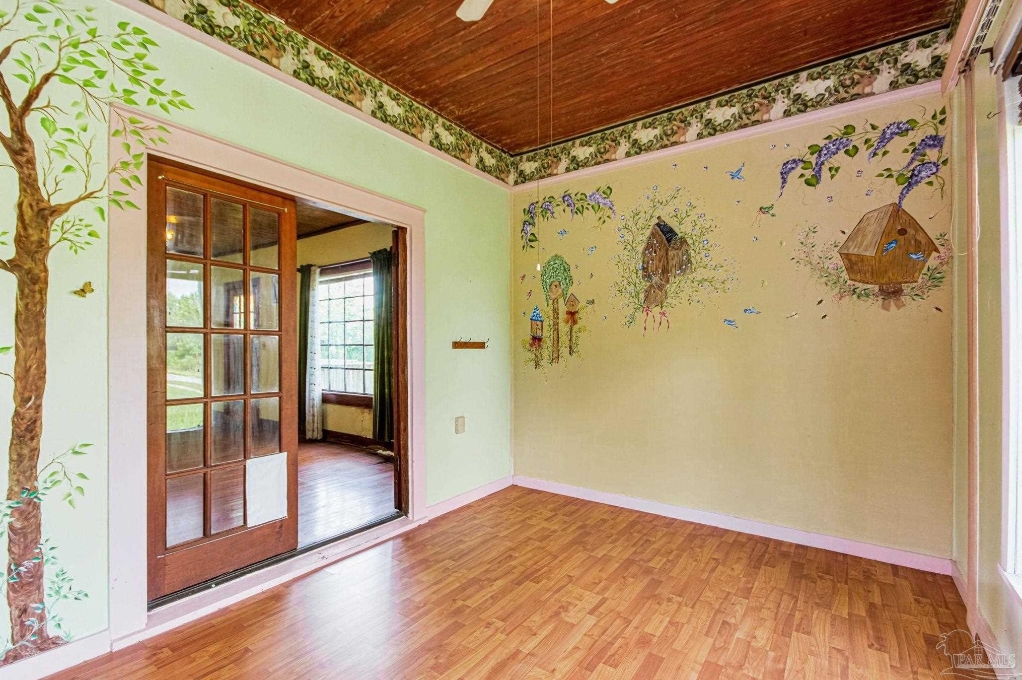 5001 Bellview Ave, Pensacola FL 32526-9437 exterior