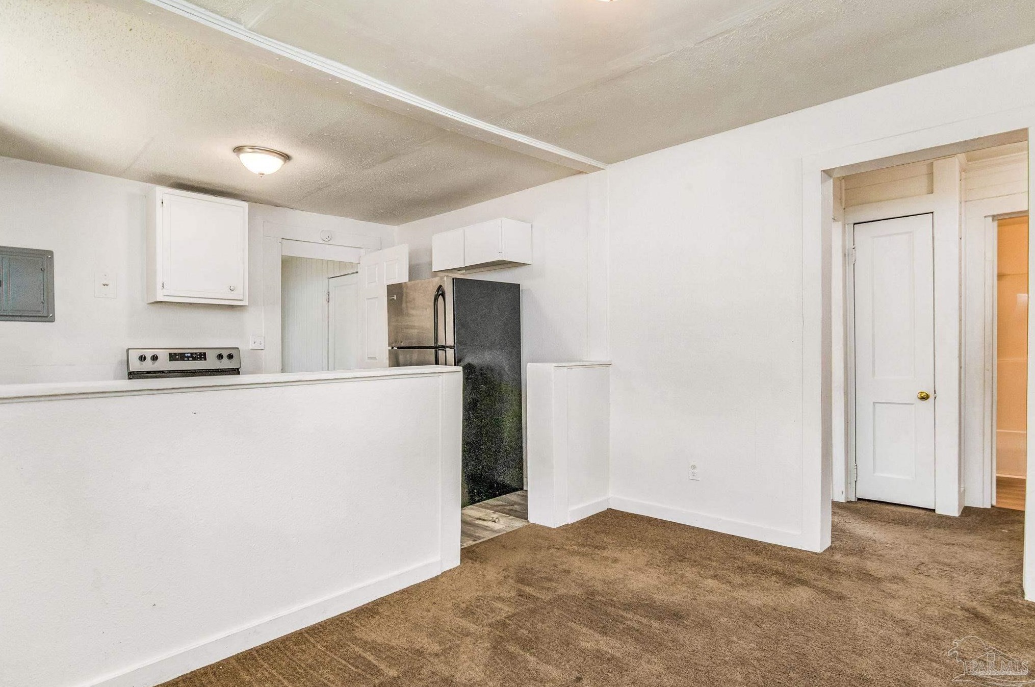 2305 Mallory St, Pensacola FL  32505-6021 exterior