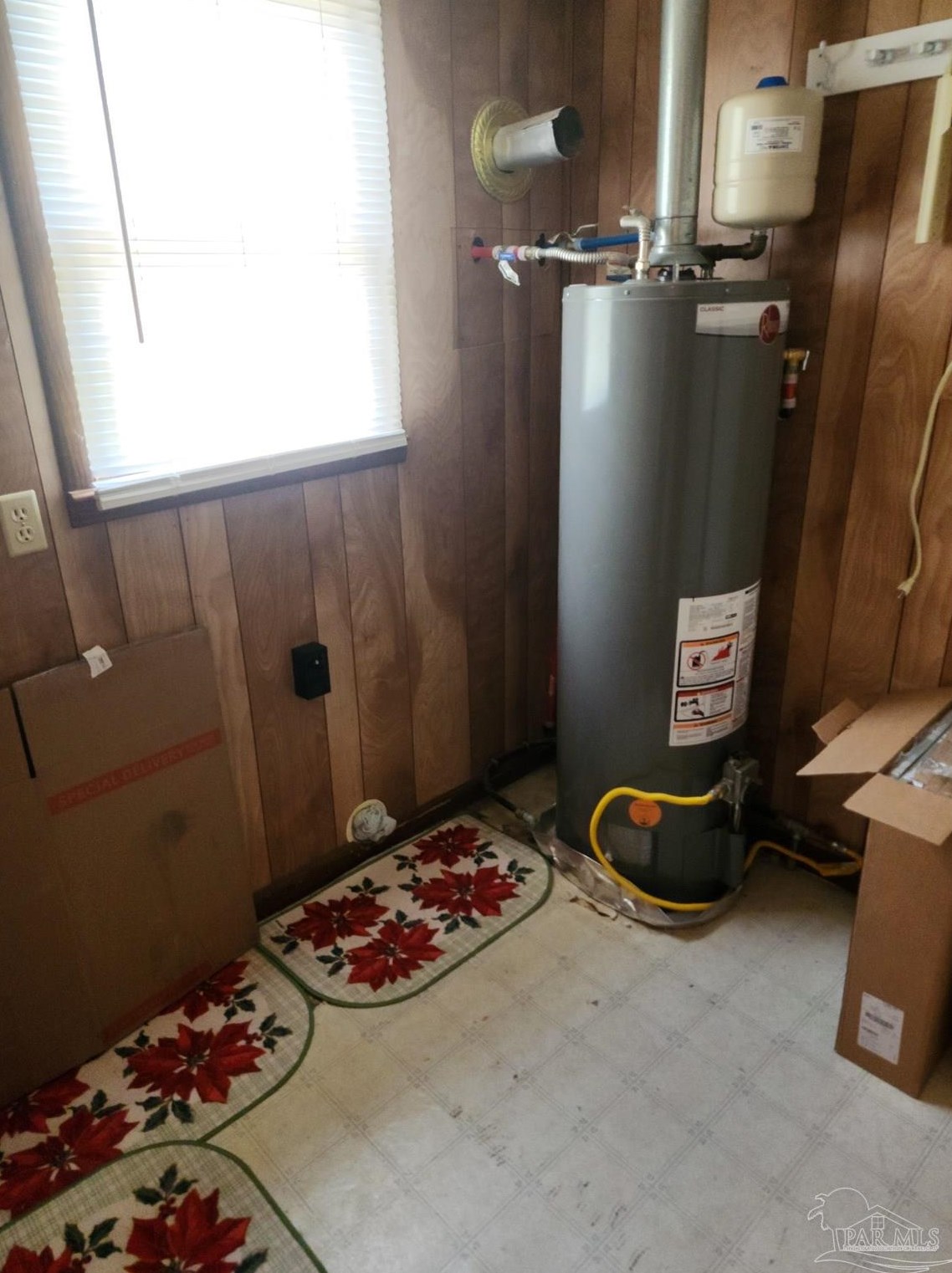 543 Royce St, Pensacola FL 32503-2457 exterior