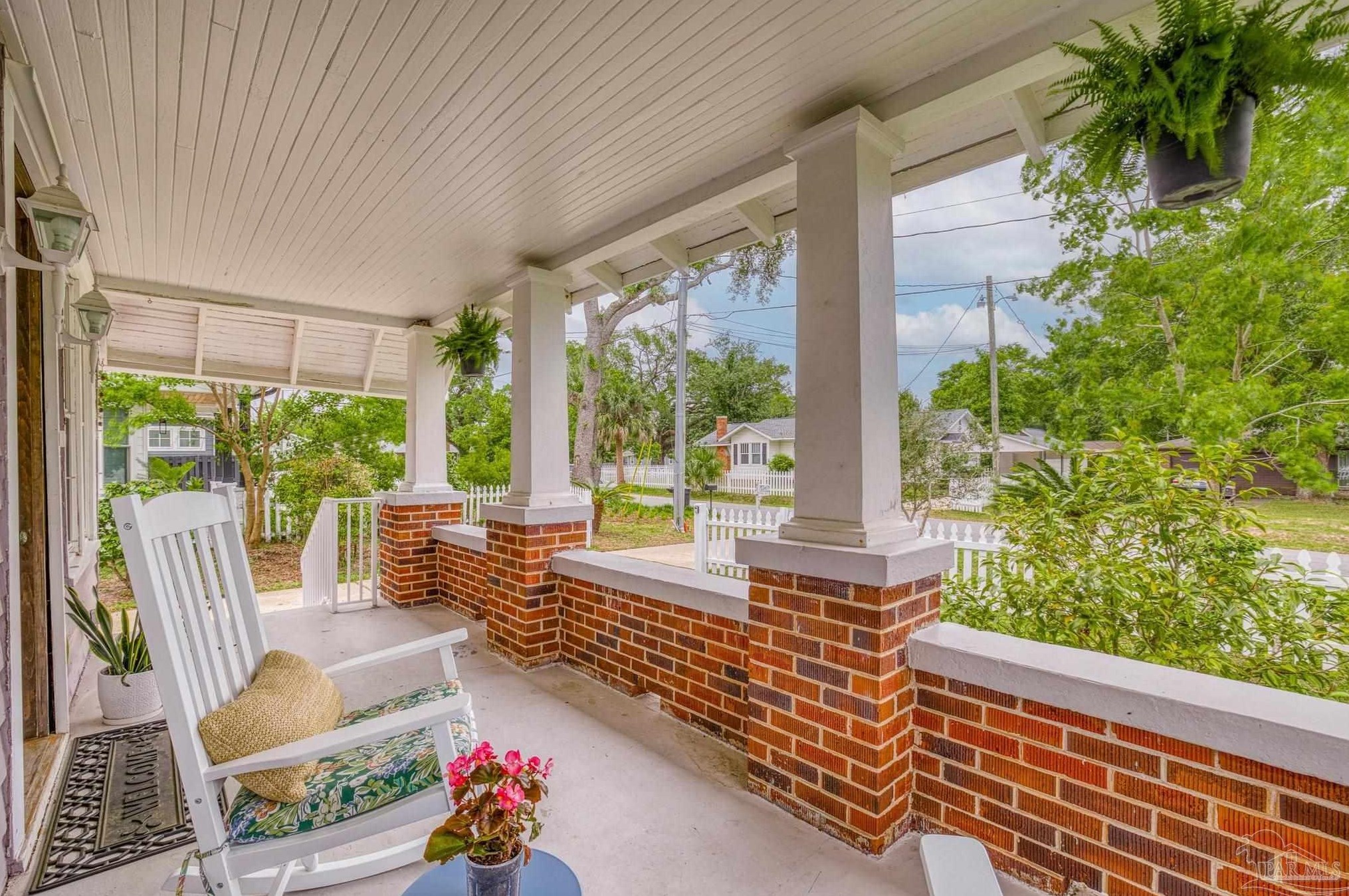 918 Hernandez St, Pensacola FL 32501-1933 exterior