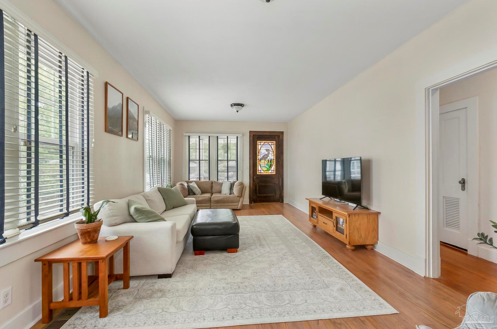 918 Hernandez St, Pensacola FL 32501-1933 exterior