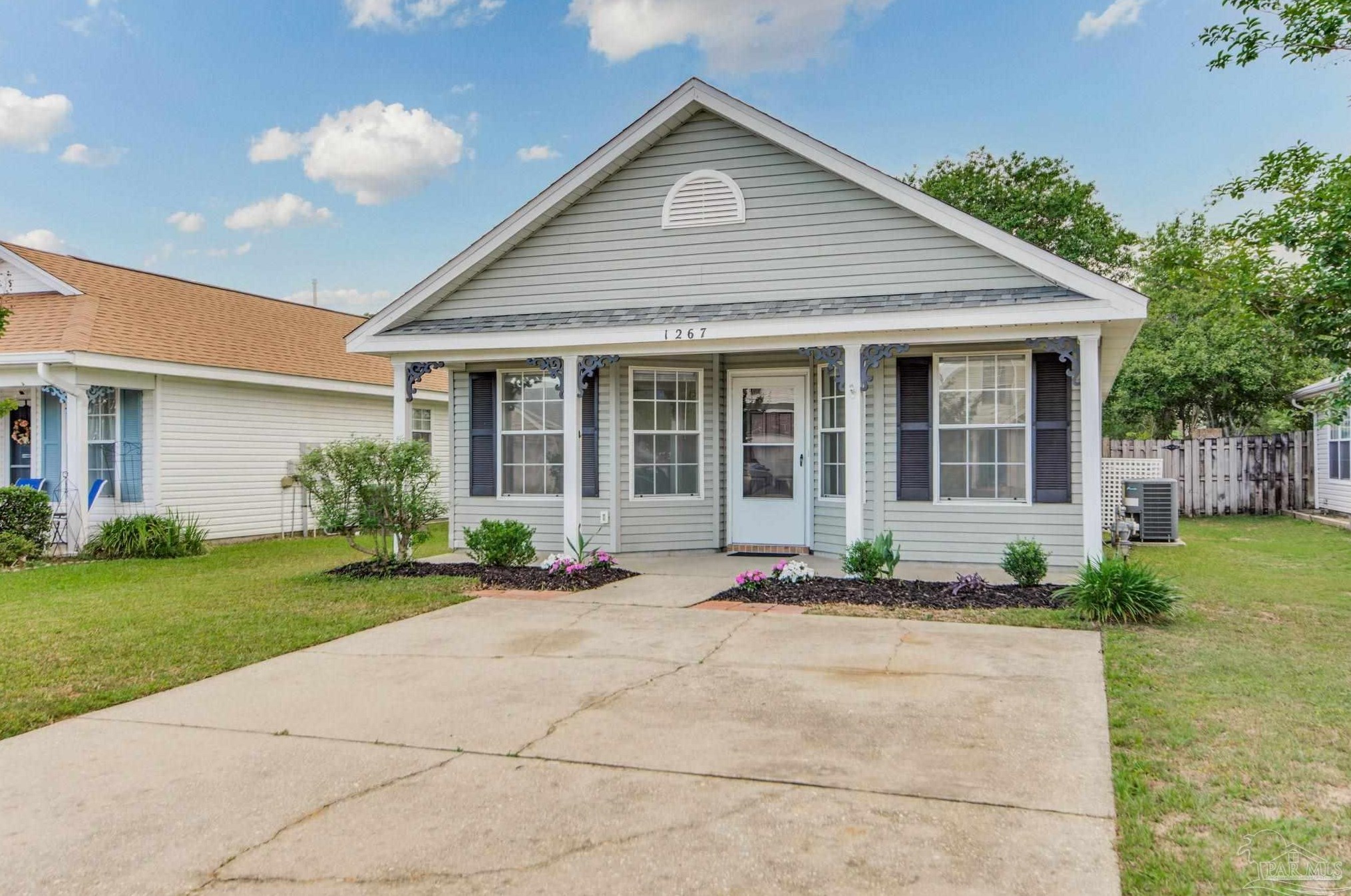 1267 Jasper St, Cantonment FL  32533-7793 exterior