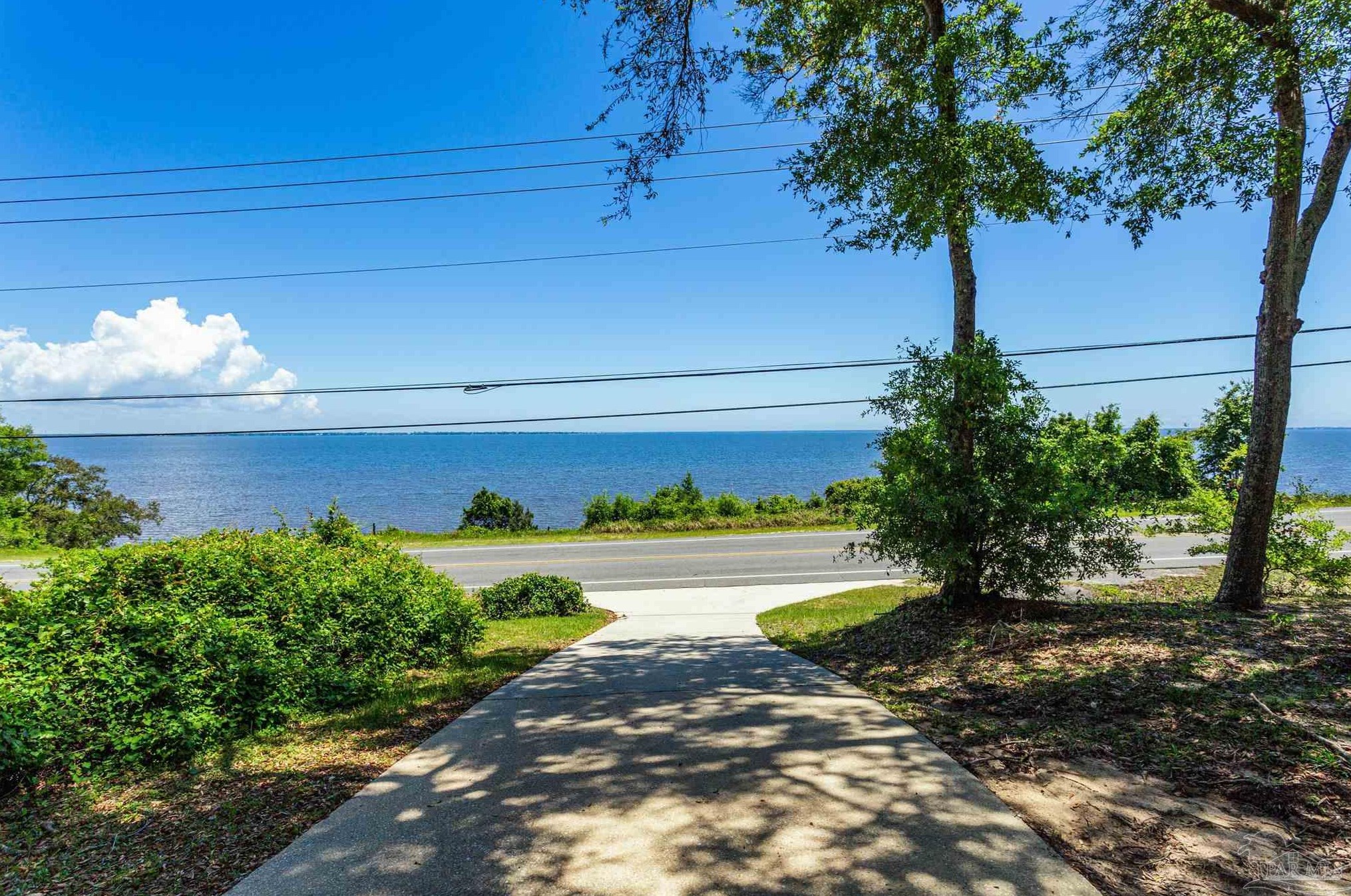 3829 Scenic Hwy, Pensacola FL  32504-9008 exterior