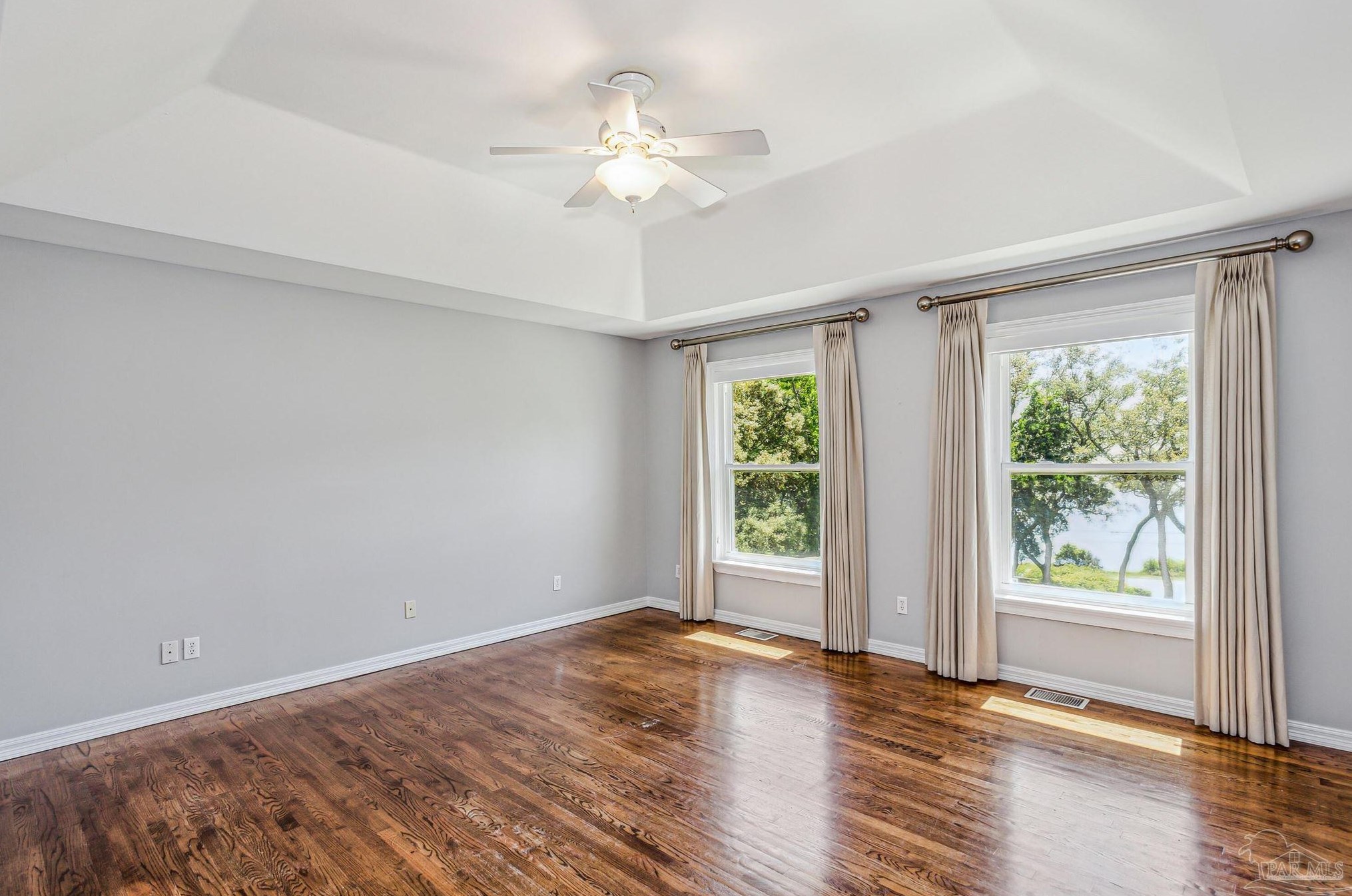 3829 Scenic Hwy, Pensacola FL  32504-9008 exterior