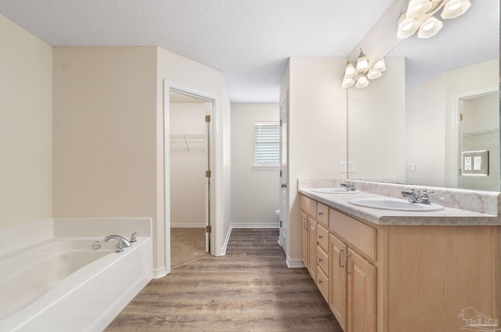 3934 High Brg Dr, Milton FL 32571-6309 exterior