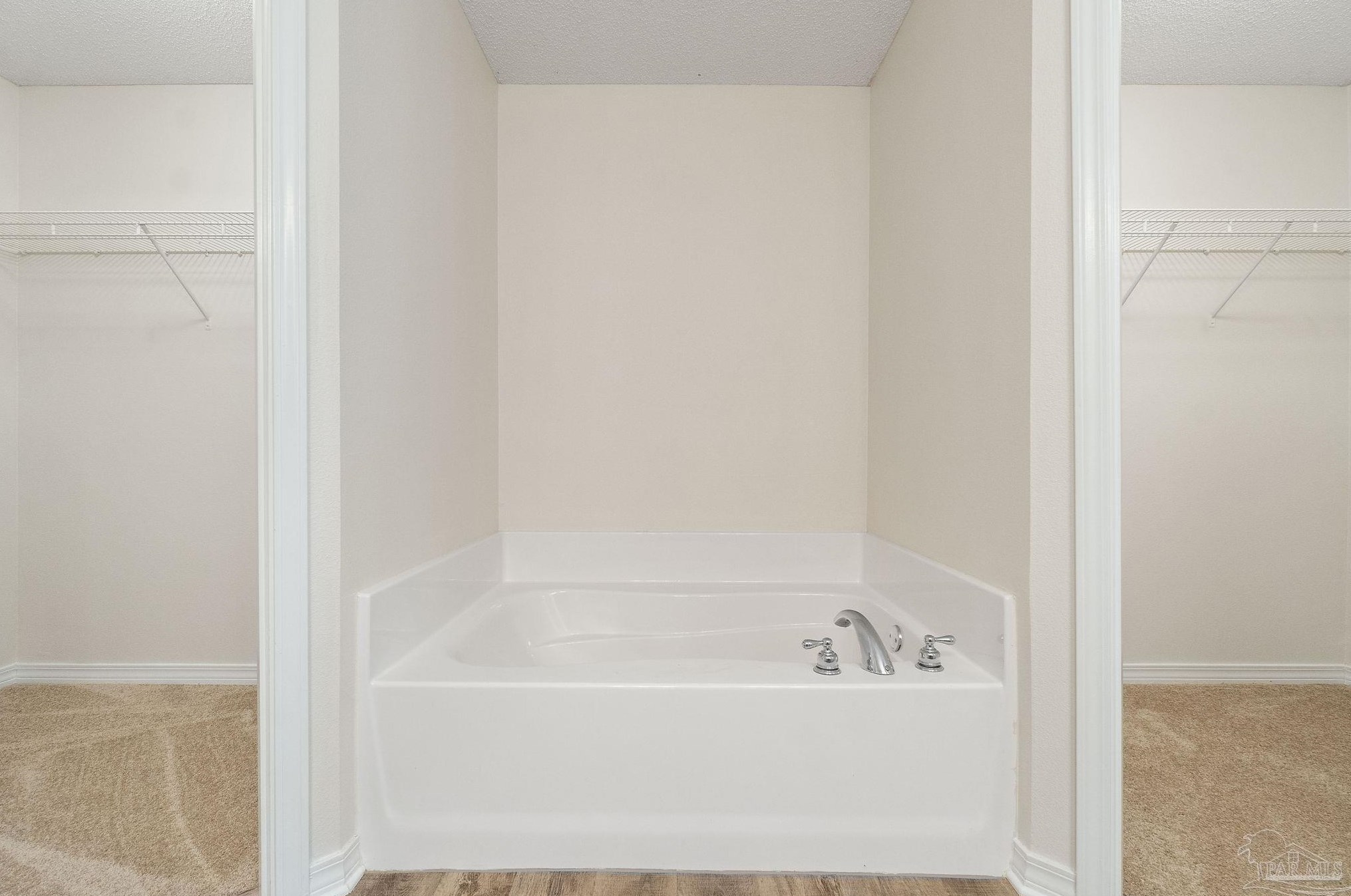 3934 High Brg Dr, Milton FL 32571-6309 exterior