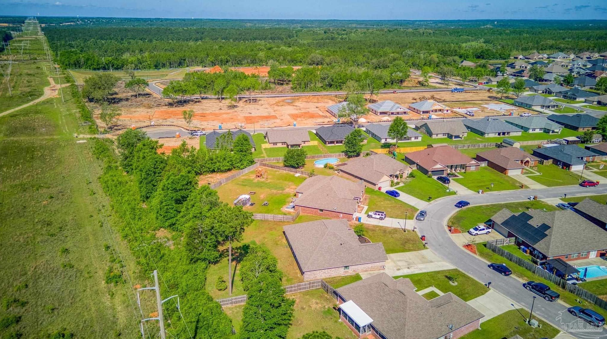 6102 Winchester Cir, Milton FL  32570-8914 exterior