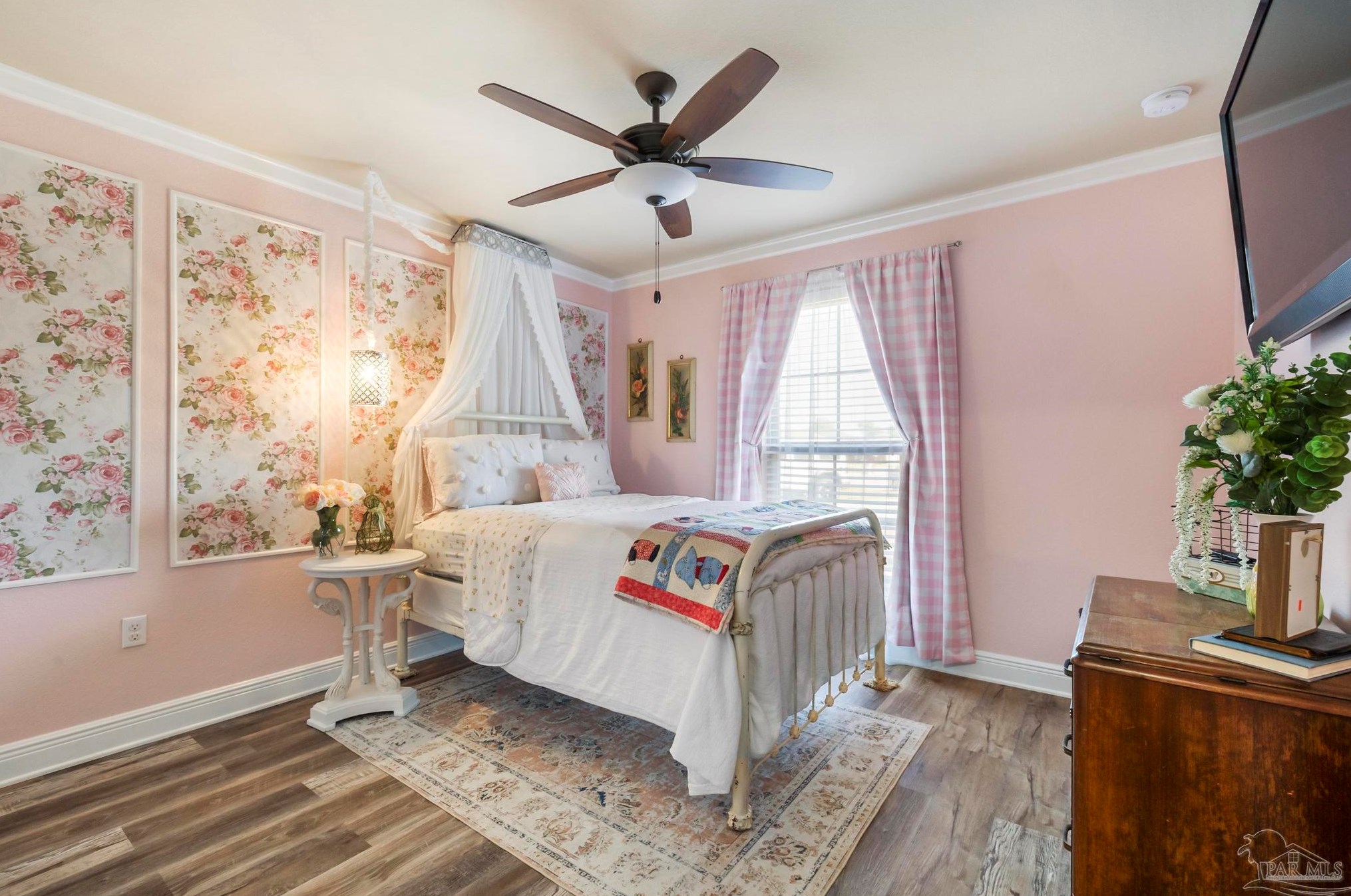 6102 Winchester Cir, Milton FL  32570-8914 exterior