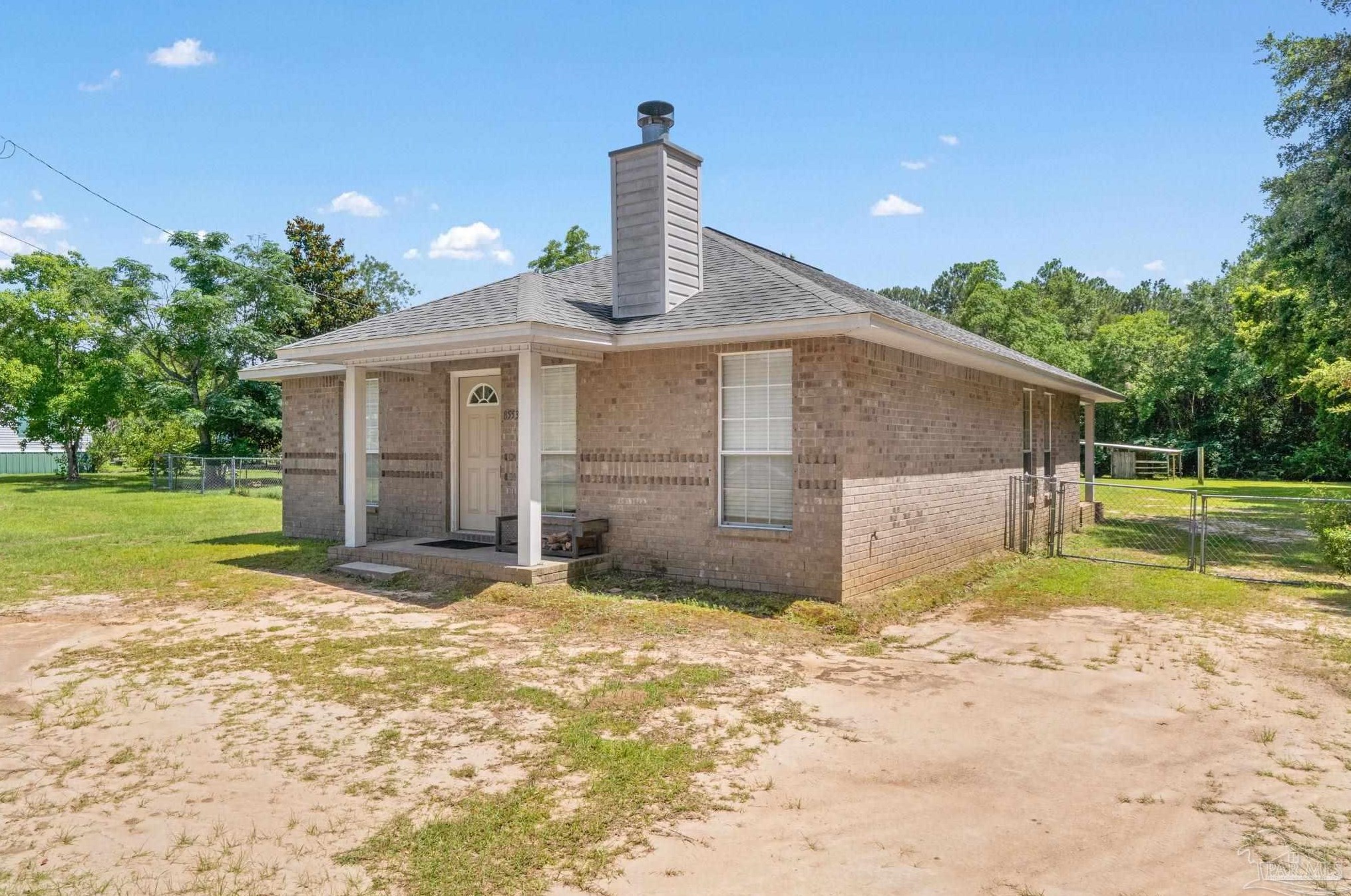 8553 Honeybee Ln, Milton FL  32583-2511 exterior