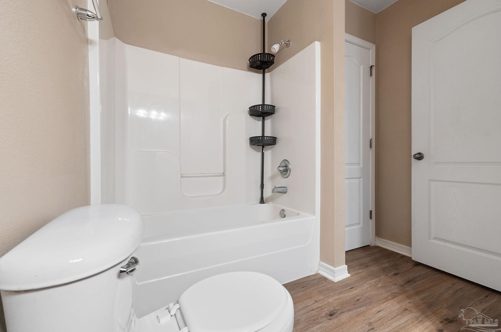 8553 Honeybee Ln, Milton FL  32583-2511 exterior